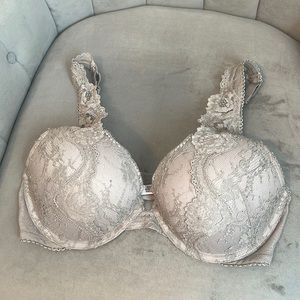 NWOT Victoria’s Secret Dream Angels push-up bra